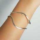 Bracelete Aberto Orgânico com Mini Ponto de Luz Banhado a Prata