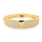 Bracelete cravejado e v liso