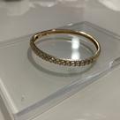 Bracelete Simone, um clássico que nunca sai de moda com toque de zircônia para um brilho único