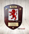 Brasão da família Rossi na madeira