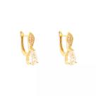 Brinco Argola com zircônias cristais, Elegante, Moderno e Chique Banhado á Ouro 18k