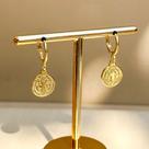 Brinco Argola Dourado Medalha de São Bento Brinco Argola Dourado Medalha de São Bento