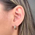 Brinco Argola Fecho Clik Corações e Pedras Banhado em Ouro 18k Brinco Argola Fecho Clik Corações e Pedras Banhado em Ouro 18k