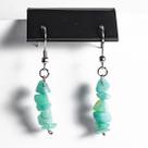 Brinco Cascalho Quartzo Verde Natural Anzol Prateado Brinco Cascalho Quartzo Verde Natural Anzol Prateado