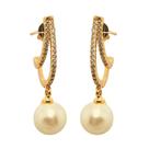 Brinco com perola cravejado micro zircônia banho em ouro 18k