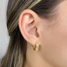 Brinco Coração Médio 3 Fileiras de Zircônias Banhado em Ouro 18k