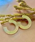 Brinco dourado argola 6 cm