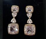 Brinco dourado zirconia