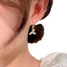 Brinco Feminino Dourado com Cauda Sereia Peixe Delicado - Brinco Feminino Dourado com Cauda Sereia Peixe Delicado -