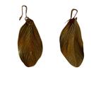 Brinco Folha de Jardim Dourado - Acessório Elegante