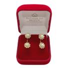 Brinco Folheado a Ouro 2 Florzinhas Pérola Cravejadas