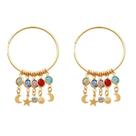 Brinco folheado a ouro argola com 5 acrílicos colorido com lua sol estrela e strass. D041