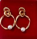Brinco folheado dourado
