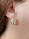 Brinco Meia Argola Prata De Lei 925 Com Apliques Em Ouro 14 K E Zircônias
