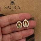 Brinco Oval Nossa Senhora Aparecida com Banho de Ouro Amarelo e Zirconias Brancas