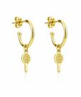 Brincos Argola Dourada Com Pingente Raquete De Tênis Dourado Brincos Argola Dourada Com Pingente Raquete De Tênis Dourado