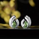 Brincos de Pêra Verdes com Zircônia Cúbica - Joias de Luxo para Noivas Brincos de Pêra Verdes com Zircônia Cúbica - Joias de Luxo para Noivas