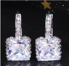 Brincos Feminino Cristal White Geometrico Cravejado Zirconia Banho Prata Estilo Luxo Casual Brincos Feminino Cristal White Geometrico Cravejado Zirconia Banho Prata Estilo Luxo Casual