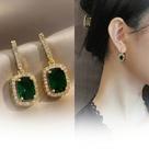 Brincos Feminino Verde Esmelralda Geometrico Cravejado Zirconia Banho Ouro 18k Dourado Estilo Luxo Casual Brincos Feminino Verde Esmelralda Geometrico Cravejado Zirconia Banho Ouro 18k Dourado Estilo Luxo Casual