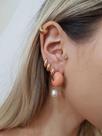 Brincos folheados a ouro e prata esmaltados modelo concha