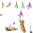 Brinquedo Cat Feather Dorakitten Interactive com ventosa e 5 penas