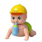 Brinquedo elétrico Crawling Doll com música e luzes para crianças