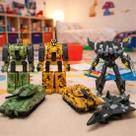 Brinquedo Guerreiro Robô Militar Transforma Carro Kit 3pçs Brinquedo Guerreiro Robô Militar Transforma Carro Kit 3pçs