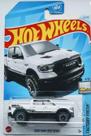 Brinquedo Hot Wheels 2020 Ram 1500 Rebel Factory Fresh 3/10 branco