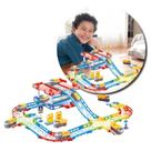 Brinquedo Infantil Pista de Estacionamento Mega Park com 36 Peças e Dois Caminhões Azul Utimix Brinquedo Infantil Pista de Estacionamento Mega Park com 36 Peças e Dois Caminhões Azul Utimix