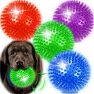 Brinquedo para cães Ousiya Light Up Squeaky Spiky Ball para cães de médio porte