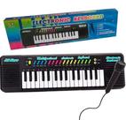 Brinquedo Pianinho Musical Eletrônico Com Vários Sons e Microfone Brinquedo Pianinho Musical Eletrônico Com Vários Sons e Microfone