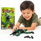Brinquedo Soldado Rasteja Boneco Militar de Ação Rastejante com Acessórios Infantil Movimento Mecânico Soldadinho Aventura Movido á Corda na Cintura