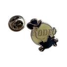 Broche de Rodeio Chapéu e Touro Prateado com Esmaltação