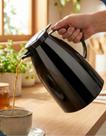Bule Térmico Viena Invicta 750ml Preto com Ampola de Vidro Gatilho Dosador Bico Corta Gostas para Café e Chá