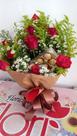 Buquê em Rosas vermelhas com bombons em chocolate