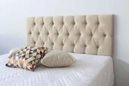 Cabeceira Estofada 160x50cm Bege Claro Botões Na Mesma Cor - Tamanho Queen