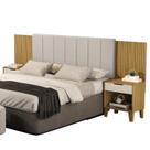 Cabeceira Helena Em Madeira Com Detalhe Em Estofado Com Criado Para Cama Box Casal E Queen. Nature