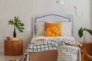 Cabeceira Solteiro Curva 90x60cm Sintético Branco - Tacha Fumê Cabeceira Solteiro Curva 90x60cm Sintético Branco - Tacha Fumê