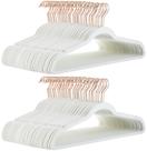 Cabides para roupas Amazon Basics Slim Velvet, antiderrapantes, pacote com 100