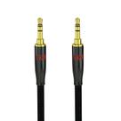Cabo auxiliar SKW para som Hi-Fi de carro 3,5 mm a 3,5 mm e 1,5 m Cabo auxiliar SKW para som Hi-Fi de carro 3,5 mm a 3,5 mm e 1,5 m