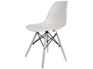 Cadeira Eames Pp Branca Pés Em Polipropileno