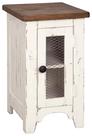 Cadeira, mesa lateral, design exclusivo Ashley Wystfield