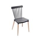 Cadeira Midi Preta em Polipropileno Base em Madeira Or Design