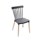 Cadeira Midi Preta em Polipropileno Base em Madeira Or Design