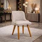 Cadeira Safira Design Sofisticado Linho Bege e material sintético off e Pés Madeira Maciça Cadeira Safira Design Sofisticado Linho Bege e material sintético off e Pés Madeira Maciça