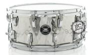 Caixa D-One Pro Series Hammered Steel Shell 14x6,5 com Casco em Aço Martelado HSS1465TF