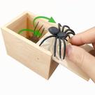 Caixa de brincadeiras CCMIOCO Fun Happy Joke Rubber Spider feita à mão em madeira
