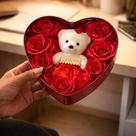 Caixa De Presente Coração Grande Com Rosas E Urso Vermelho
