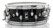 Caixa Mapex Black Panther Nucleus 14x5,5 com casco híbrido em Maple e Walnut e aros Sonic Saver Caixa Mapex Black Panther Nucleus 14x5,5 com casco híbrido em Maple e Walnut e aros Sonic Saver
