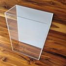 Caixa para Buquê em Acrílico 30x20x10cm - Proteção e Estilo